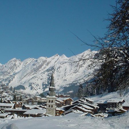 Residence - Les Grandes Alpes La Clusaz Buitenkant foto