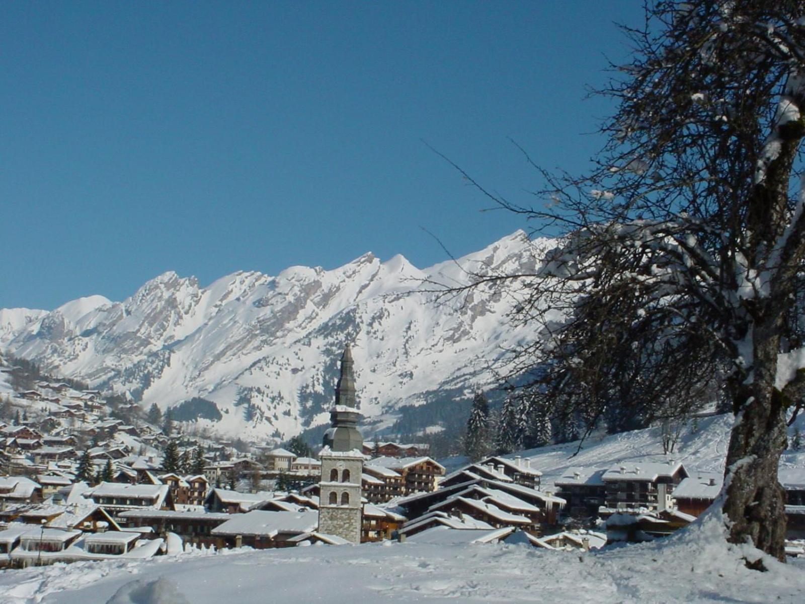 Residence - Les Grandes Alpes La Clusaz Buitenkant foto
