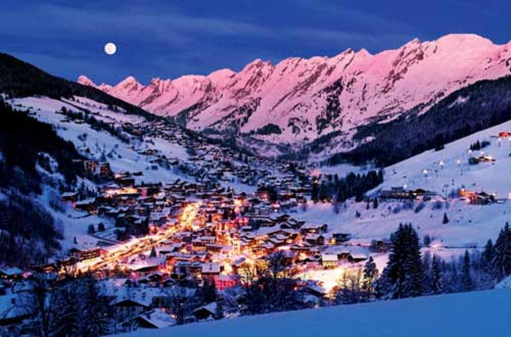 Residence - Les Grandes Alpes La Clusaz Buitenkant foto