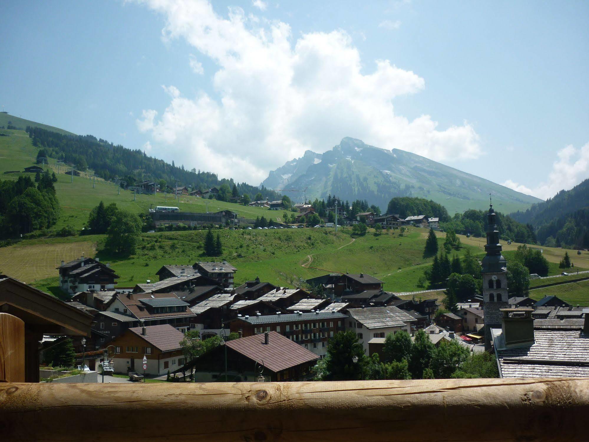 Residence - Les Grandes Alpes La Clusaz Buitenkant foto